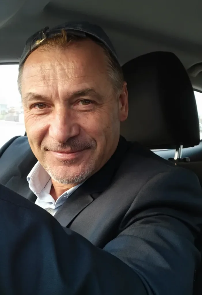 Азат
